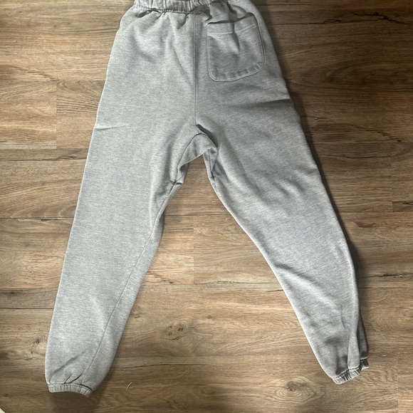 Gray Small Champion Sweats - Picture 2 of 4